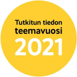 Kuvassa Tutkitun tiedon teemavuoden 2021 logo (keltainen ympyrä, jossa mustalla teksti: Tutkitun tiedon teemavuosi, valkoisella vuosiluku 2021.