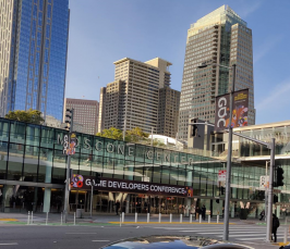 San Franciscon Moscone Center julkisivu Game Developers Conference 2022 -tapahtuman aikana.